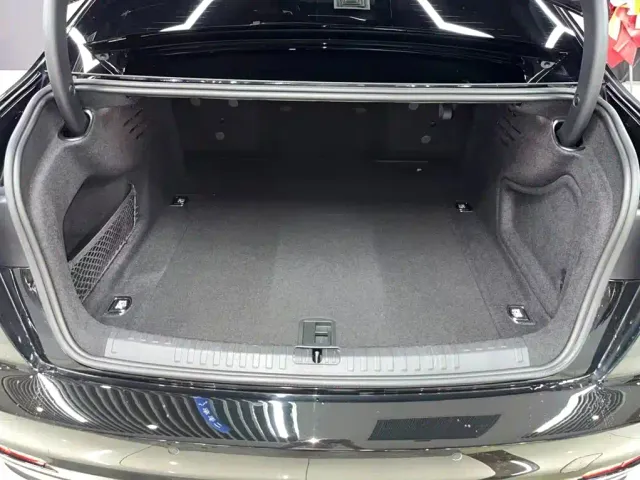 Audi A6L — Фото автомобиля 14