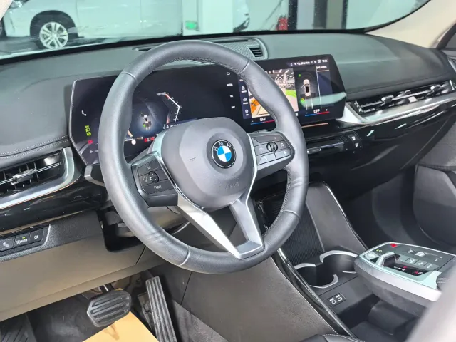 BMW X1 — Фото автомобиля 11