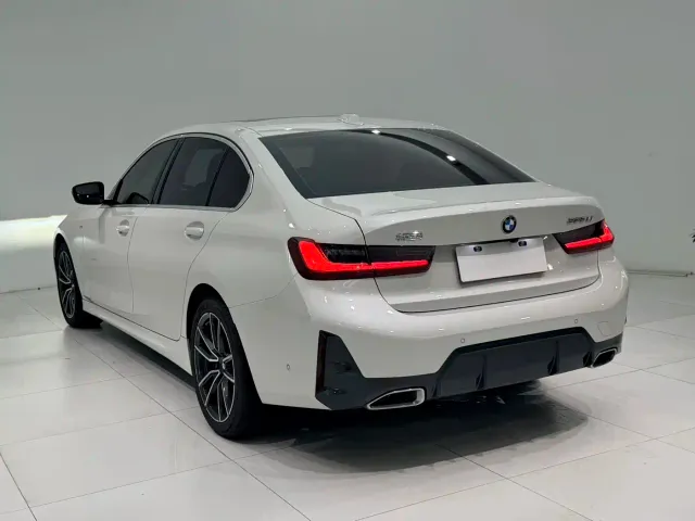 BMW 3 Series — Фото автомобиля 8