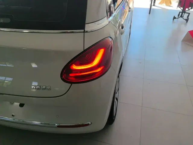 Wuling Bingo — Фото автомобиля 7