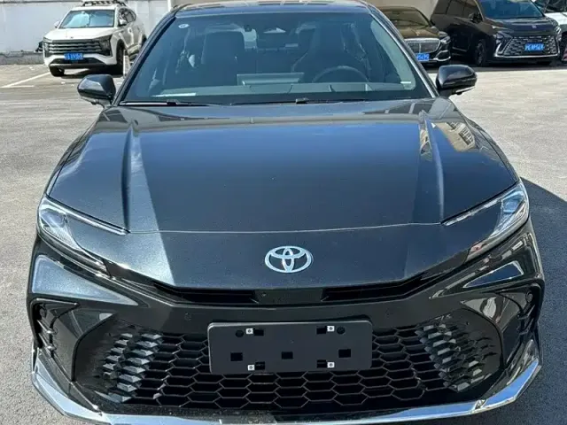 Фотография автомобиля — Toyota Camry