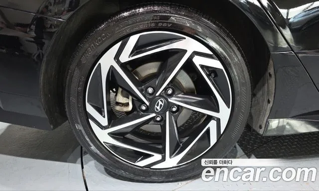 Hyundai Sonata — Фото автомобиля 5