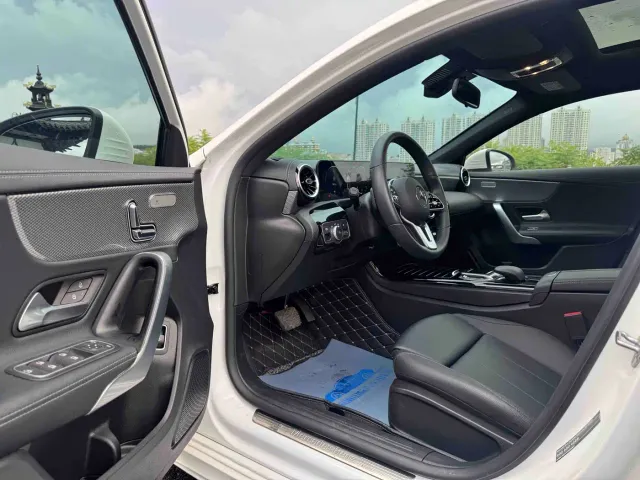 Mercedes-Benz A-Class — Фото автомобиля 7