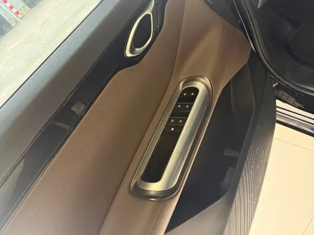 GAC Trumpchi E8 — Фото автомобиля 7