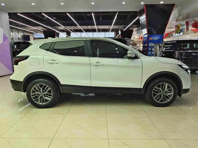 Nissan Qashqai — Фото автомобиля 17