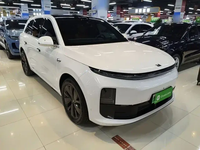 Li Auto L6 — Фото автомобиля 3