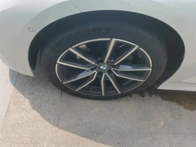 BMW 3 Series — Фото автомобиля 22