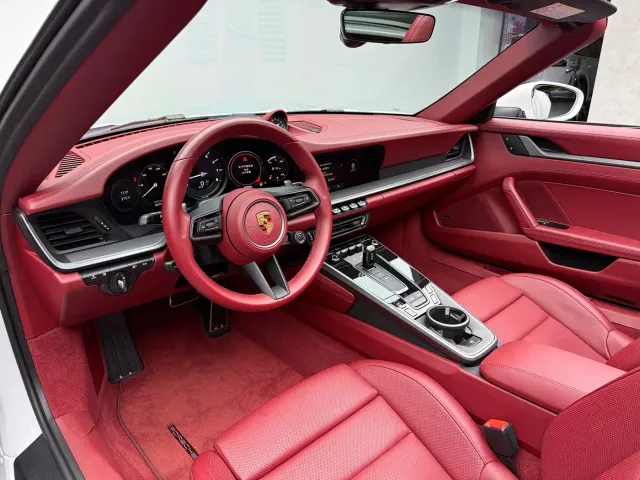 Porsche 911 — Фото автомобиля 15