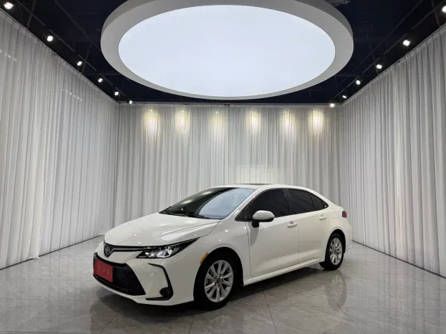 Фотография автомобиля — Toyota Corolla