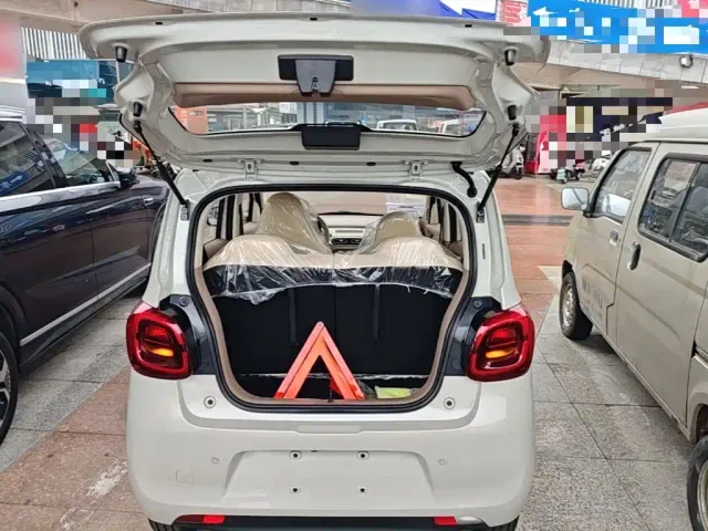 Wuling Hongguang Mini EV — Фото автомобиля 18
