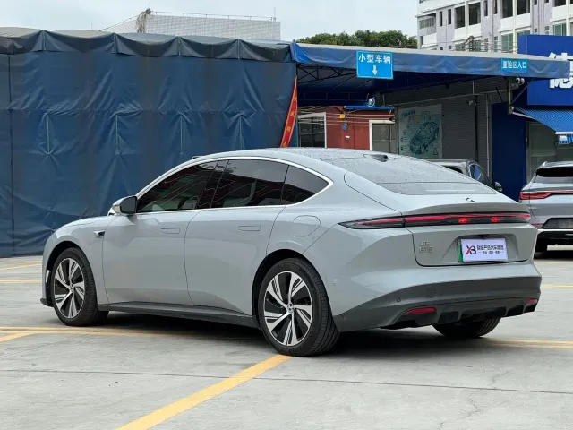 Nio ET5 — Фото автомобиля 4