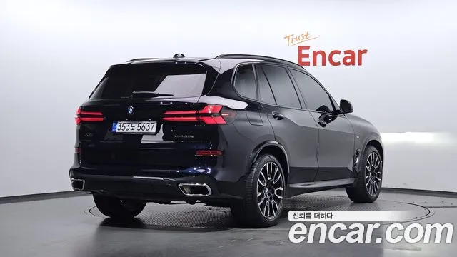 BMW X5 — Фото автомобиля 2