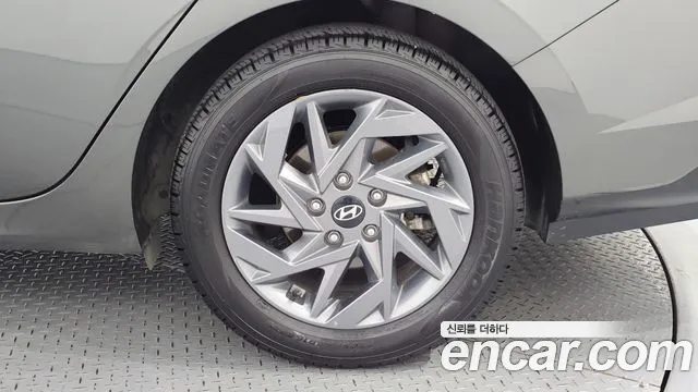 Hyundai Avante CN7 — Фото автомобиля 6