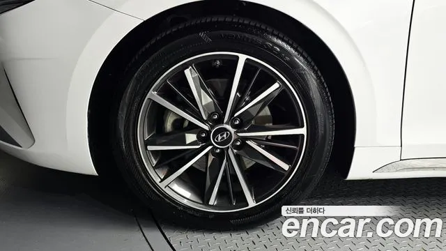 Hyundai Grandeur New — Фото автомобиля 5