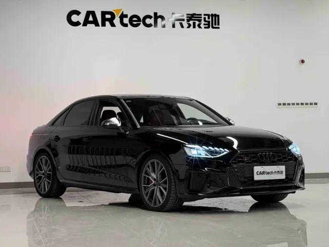 Audi S4 — Фото автомобиля 3