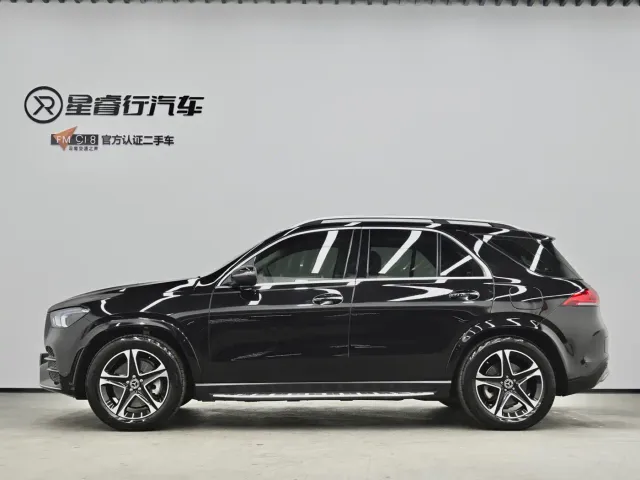 Mercedes-Benz GLE-Class — Фото автомобиля 3