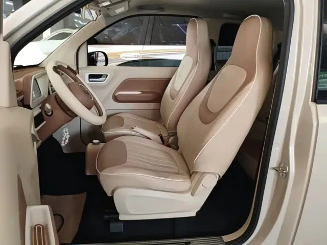 Wuling Hongguang Mini EV — Фото автомобиля 14