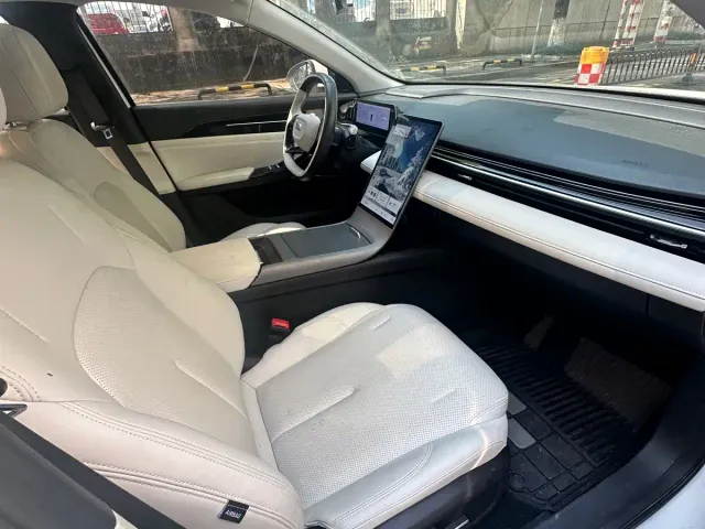 Geely Galaxy L6 — Фото автомобиля 8