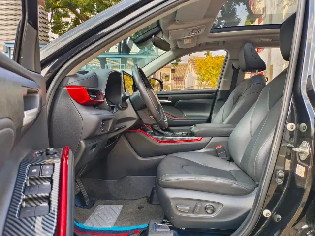 Toyota Highlander — Фото автомобиля 7