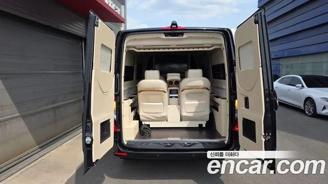 Mercedes-Benz Sprinter Sprinter 3.0 Дизель — Фото автомобиля 30