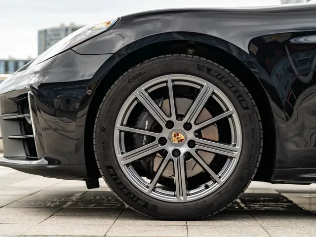 Porsche Panamera — Фото автомобиля 8
