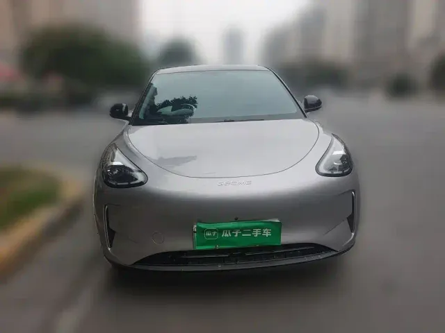 Geely Starry Wish — Фото автомобиля 2