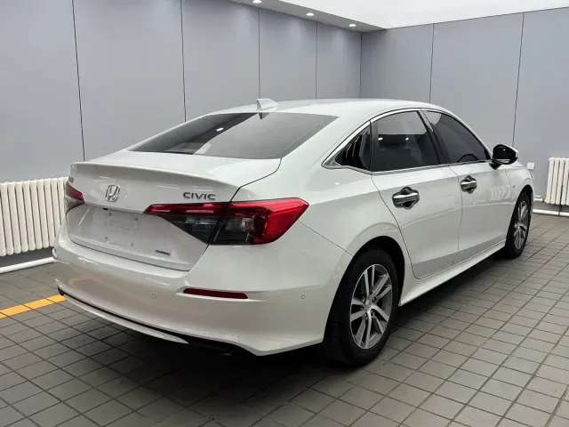 Honda Civic — Фото автомобиля 6