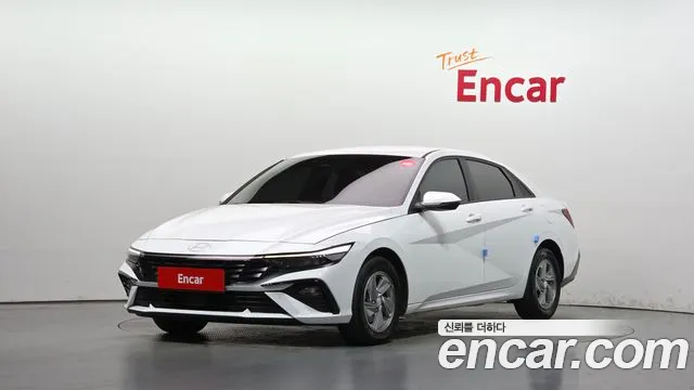Фотография автомобиля — Hyundai Avante CN7