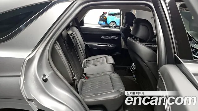 Genesis GV70 2.5T Бензин AWD — Фото автомобиля 26