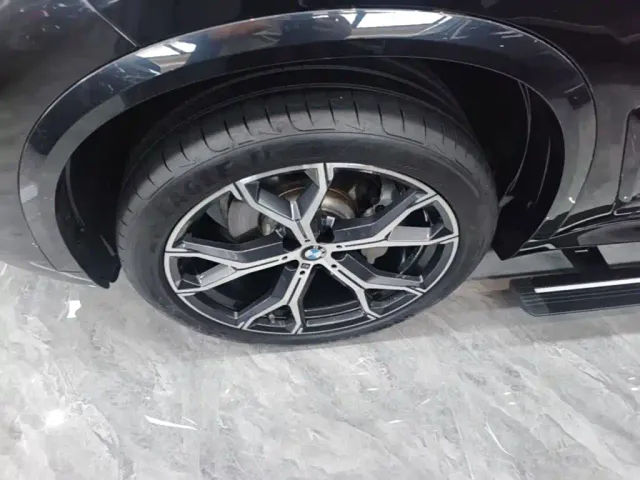 BMW X5 — Фото автомобиля 22