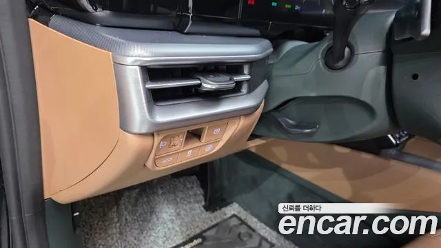 Hyundai Grandeur GN7 — Фото автомобиля 26