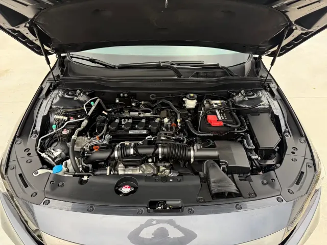 Honda Accord — Фото автомобиля 12