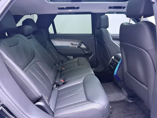 Land Rover Range Rover Sport — Фото автомобиля 12