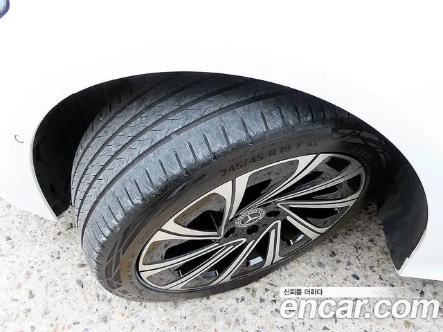 Mercedes-Benz E-Class W214 — Фото автомобиля 5