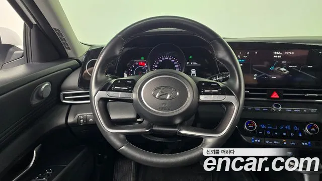 Hyundai AVANTE Avante (CN7) — Фото автомобиля 13