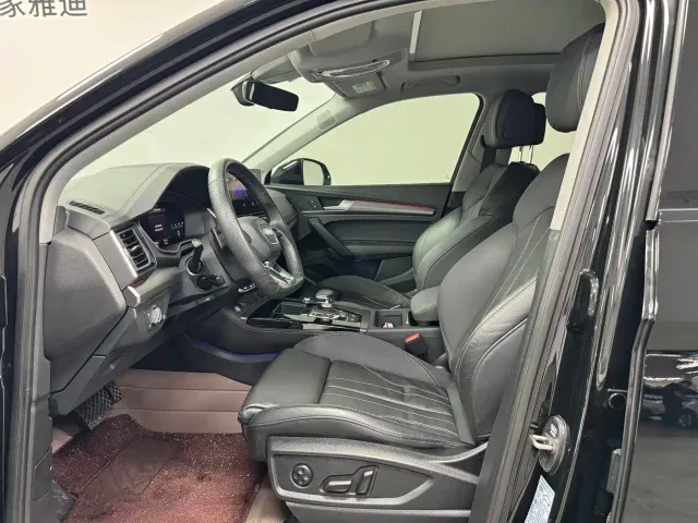 Audi Q5L — Фото автомобиля 13