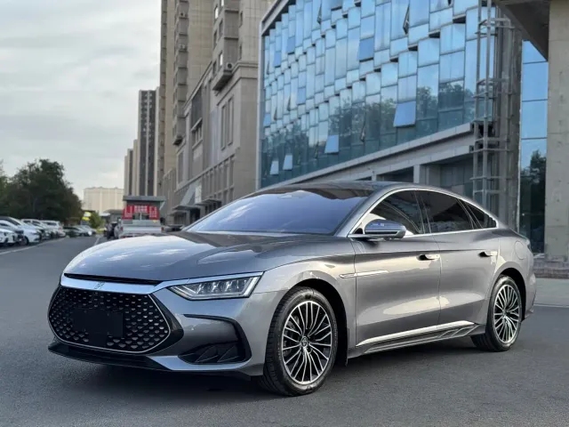 Фотография автомобиля — BYD Han