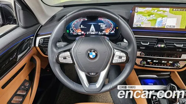 BMW 5 Series G30 — Фото автомобиля 13