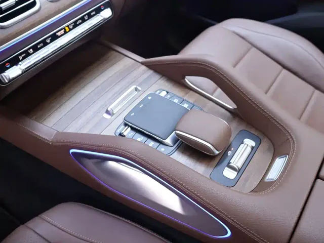 Mercedes-Benz GLE-Class — Фото автомобиля 12