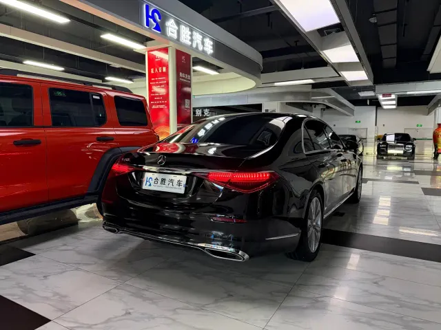 Mercedes-Benz S-Class — Фото автомобиля 7