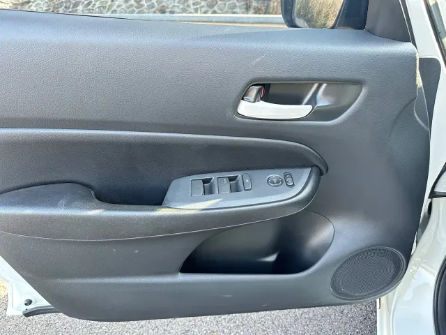 Honda Fit — Фото автомобиля 12