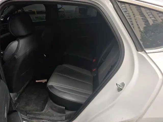 BYD Qin L 2025 DM-i Smart Drive Edition 80KM Leading — Фото автомобиля 18