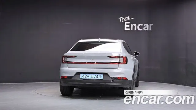 Polestar Polestar 2 — Фото автомобиля 4