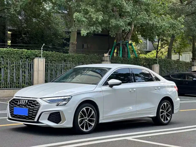 Фотография автомобиля — Audi A3