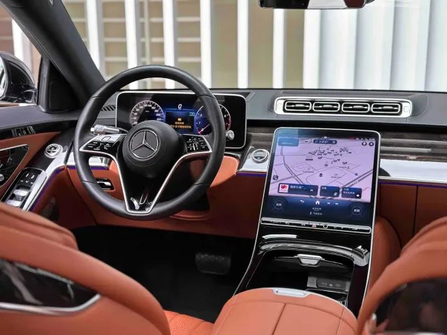Mercedes-Benz S-Class — Фото автомобиля 23