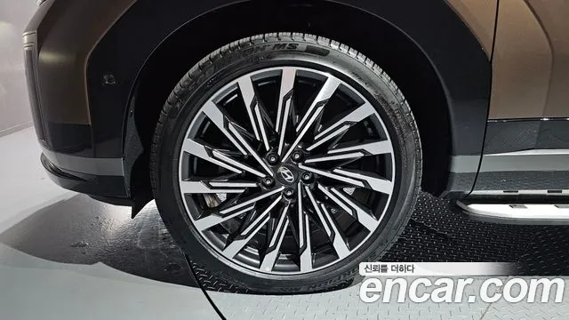 Hyundai Santa Fe MX5 — Фото автомобиля 5