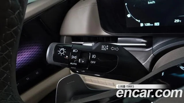 Kia Canival Carnival 4 поколение Бензин 7 мест Signature — Фото автомобиля 28