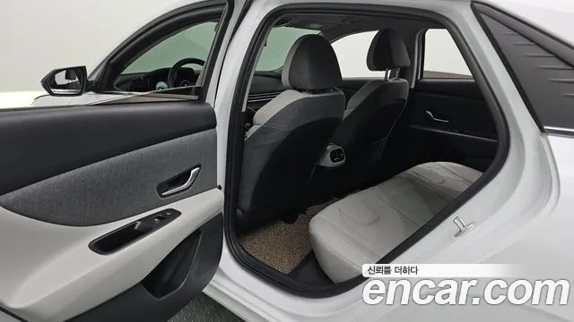 Hyundai Avante CN7 — Фото автомобиля 26