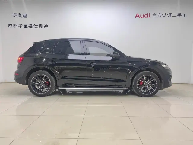 Audi Q5L — Фото автомобиля 3