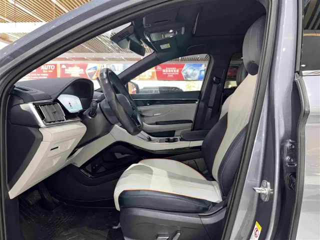 BYD Song PLUS — Фото автомобиля 10